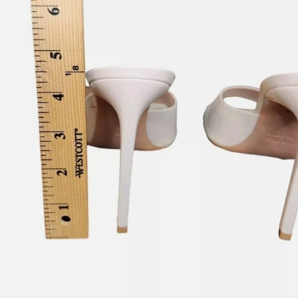 LITA By CIARA Solid Square Toe Slide Sandals in Cream Leather NIB - Picture 7 of 12